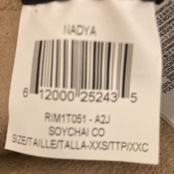 BCBG NWT Runway Nadya Top. Tan Sherpa Texture and Brown Faux Leather. Size XXS. - Picture 10 of 10